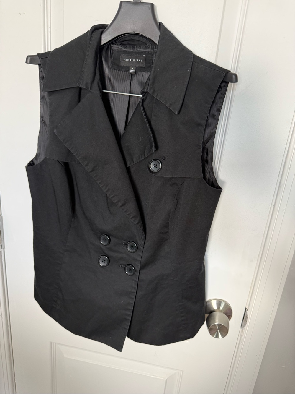The Limited Black Sleeveless Double-Breasted Vest - Picture 2 of 9
